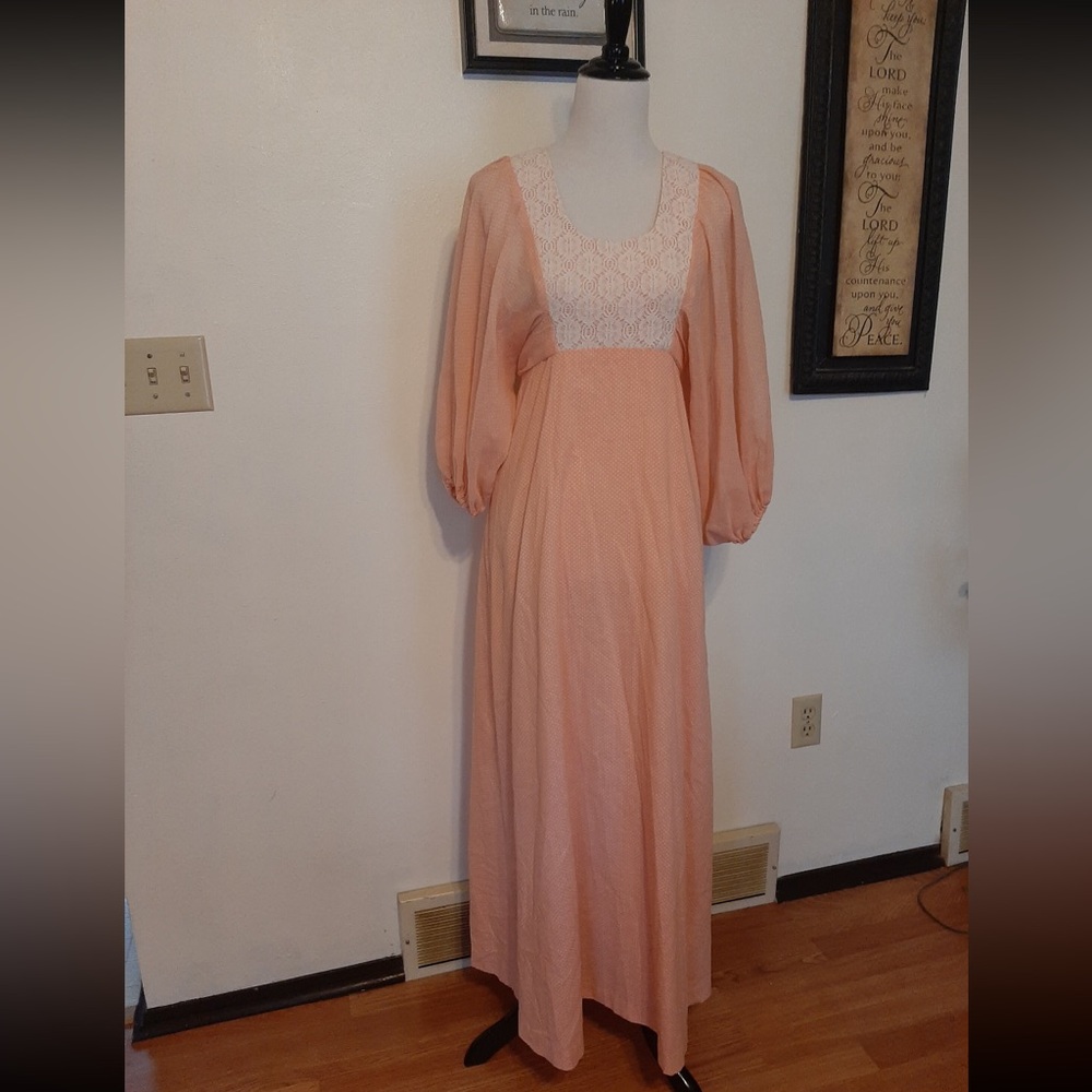Vintage 1970s Peach & White Polka Dot Balloon Sleeve Maxi Dress Hippie Boho